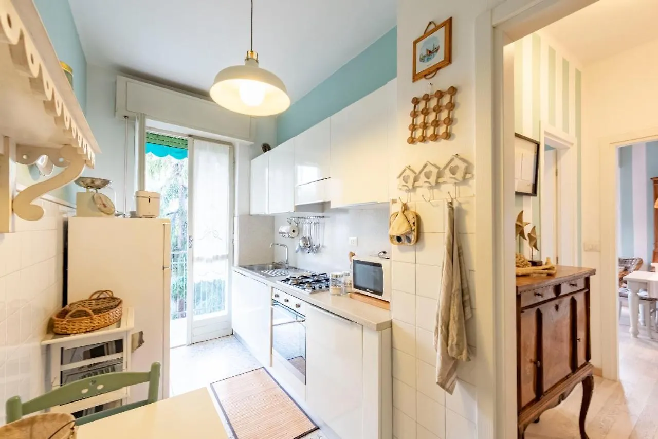 Joivy Stylish Flat With Balcony Near Rapallo Castle Apartment