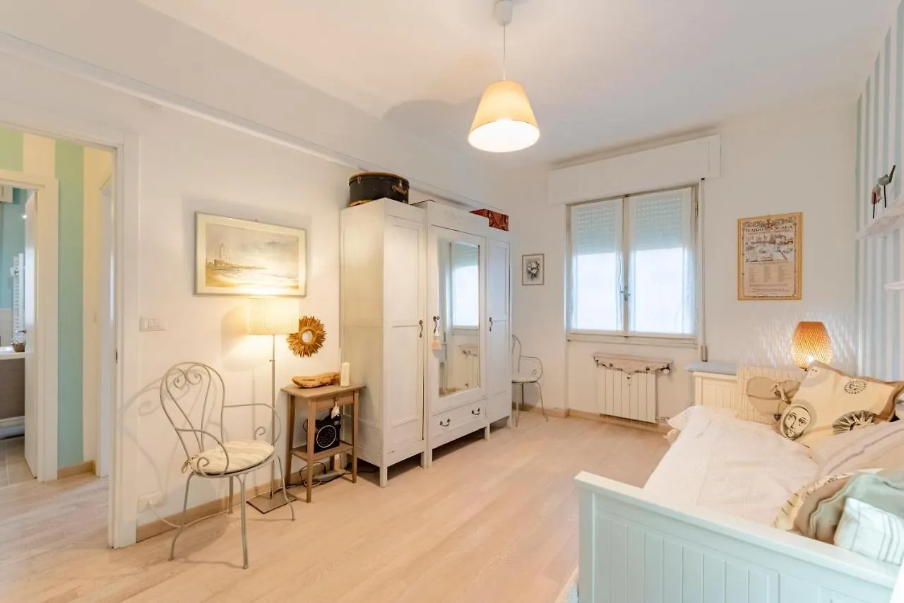 Joivy Stylish Flat With Balcony Near Rapallo Castle 0*,