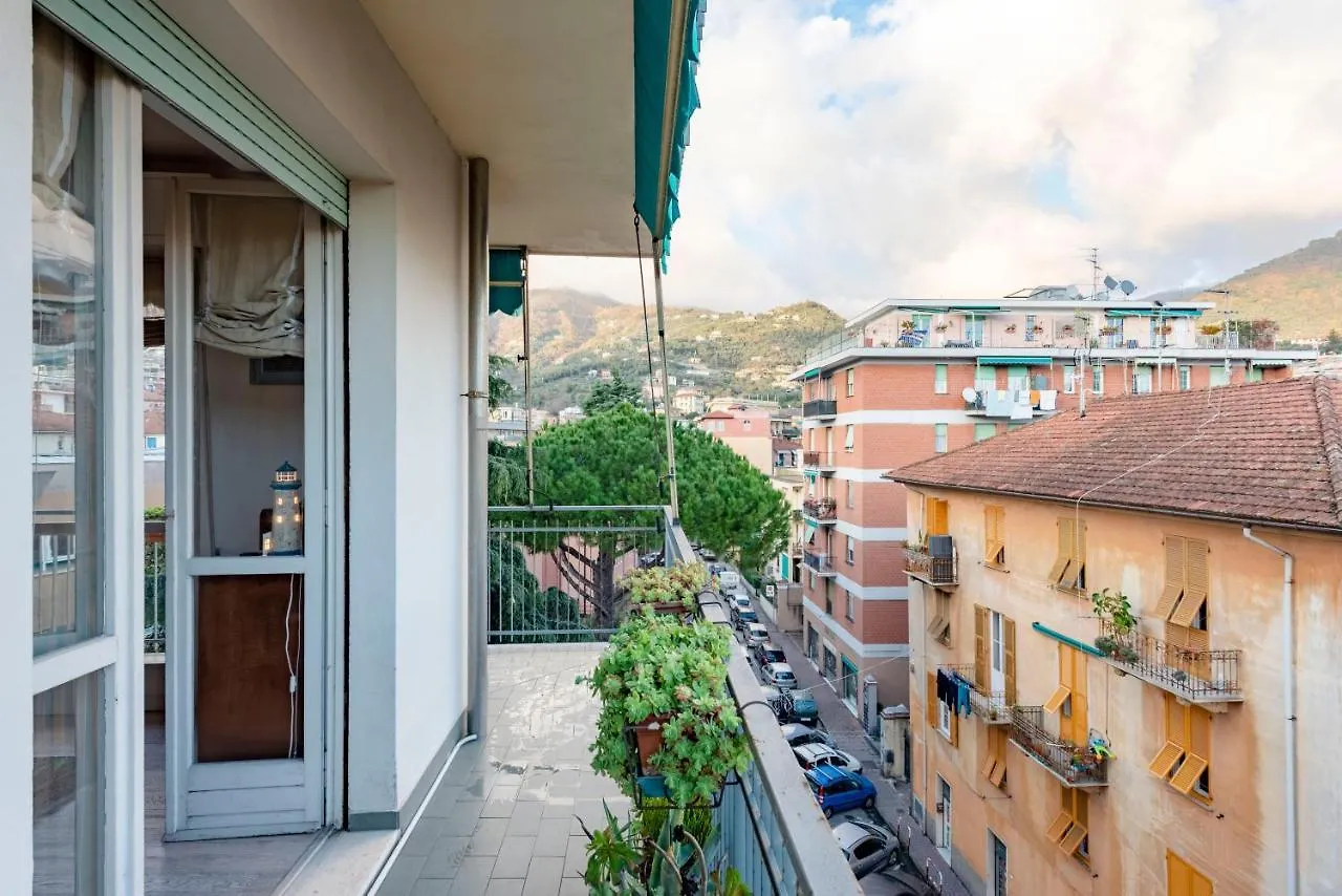 Apartment Joivy Stylish Flat With Balcony Near Rapallo Castle Italy
